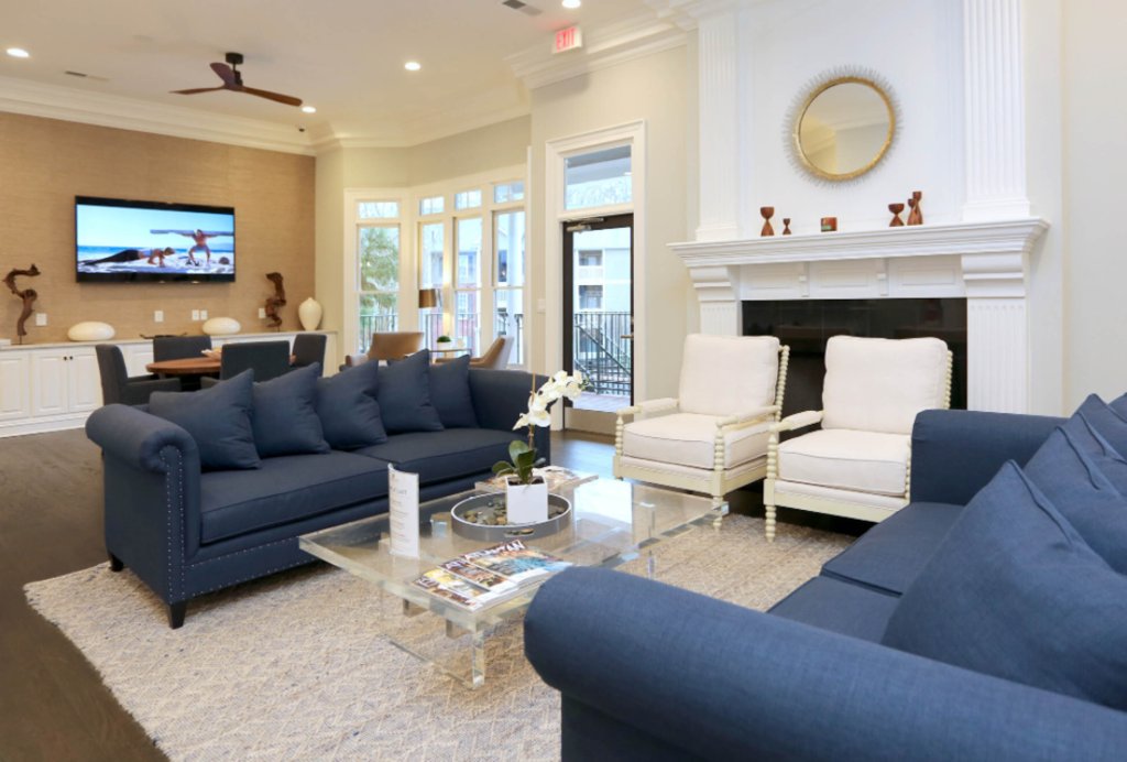 interior at sandy springs apartments the retreat at river park