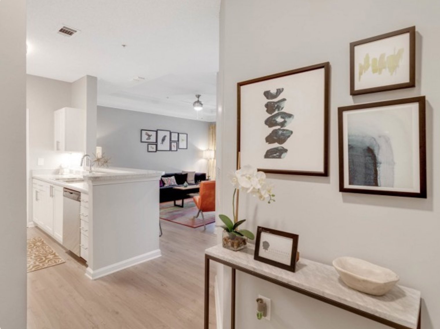 living area at sandy springs apartments the retreat at river park